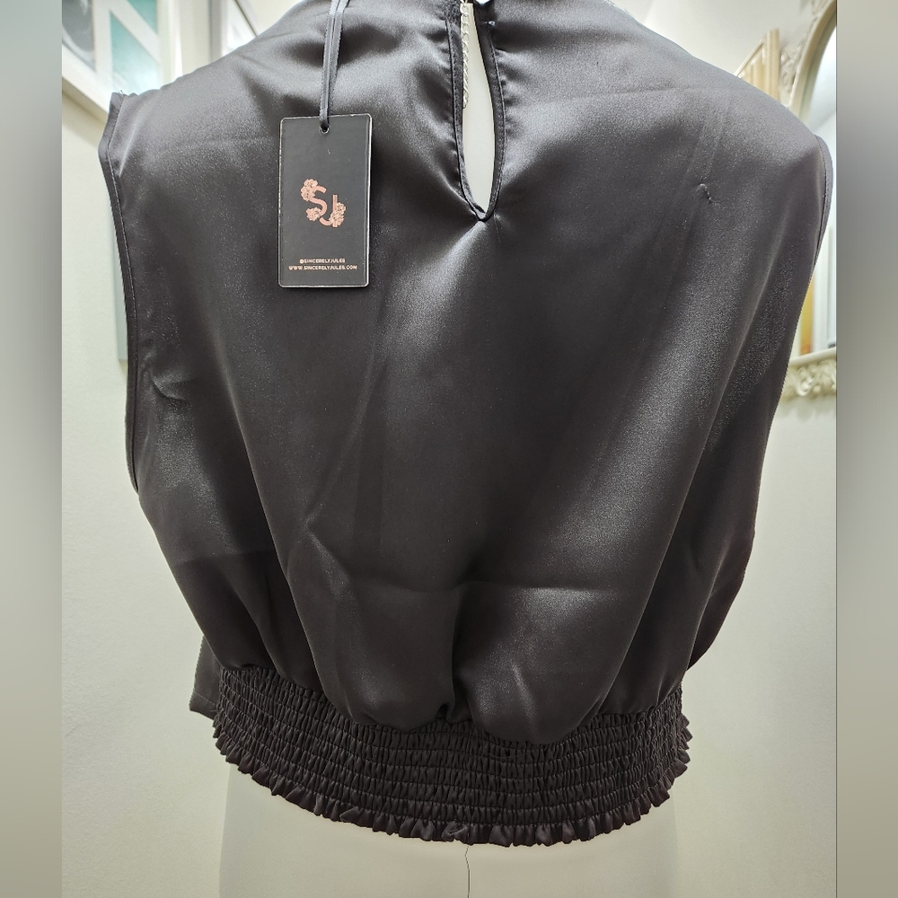 Top - Picture 5 of 5